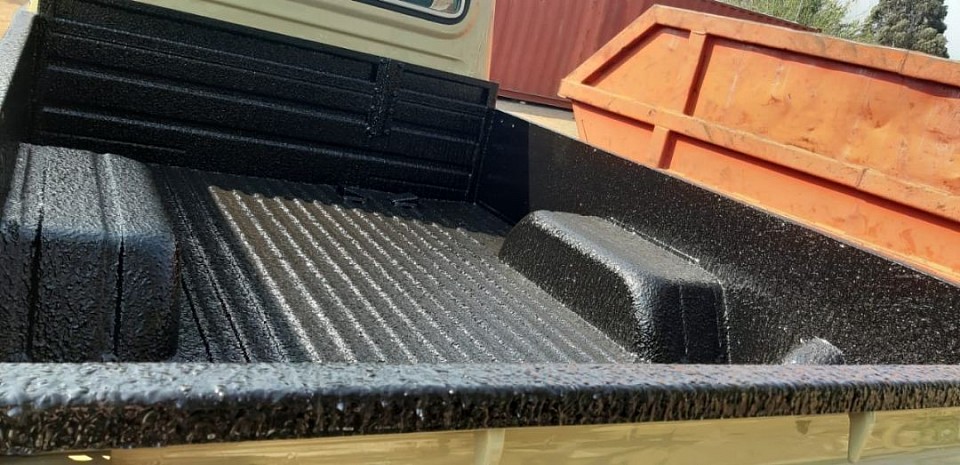 Rubberising on Toyota Landcruiser