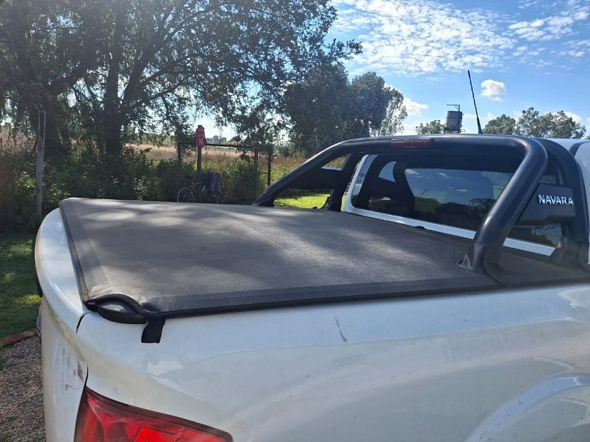 CLIP ON TONNEAU COVERS AND ROPE COVERS. NATIONWIDE DELIVERY AVAILABLE